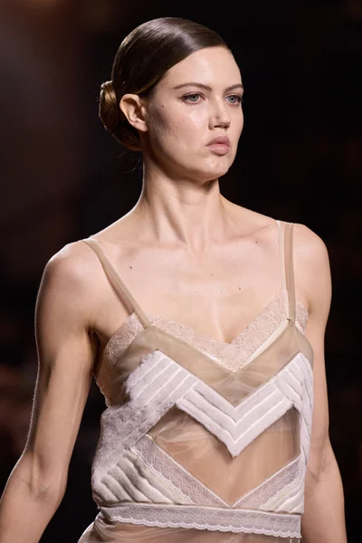 Look 166